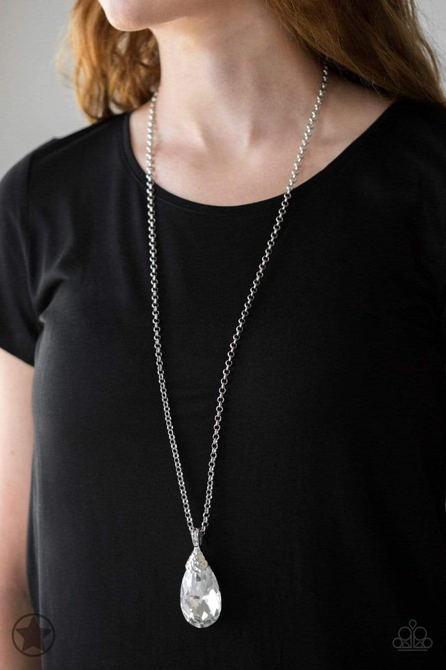 Rhinestone Rollout - White Paparazzi Exclusive Fashion Fix Necklace –  jemtastic jewelry